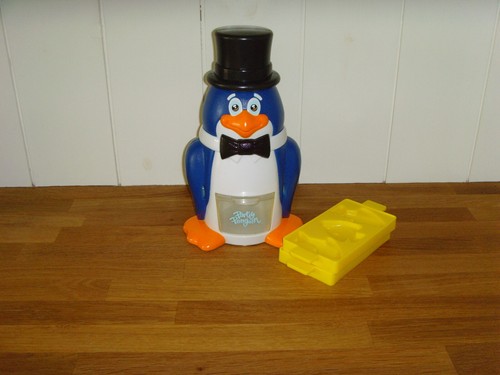 Vintage lanard party penguin - vintage,