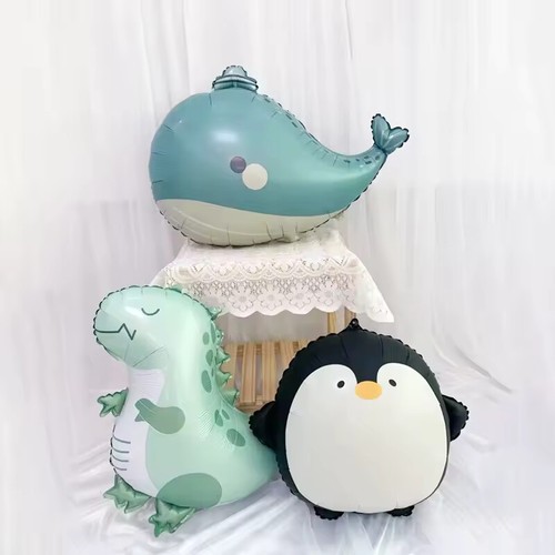 Cartoon style penguin - 25",